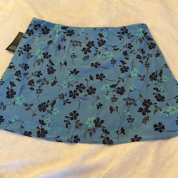 Wild fable chiffon skirt- XXL - Picture 2 of 3